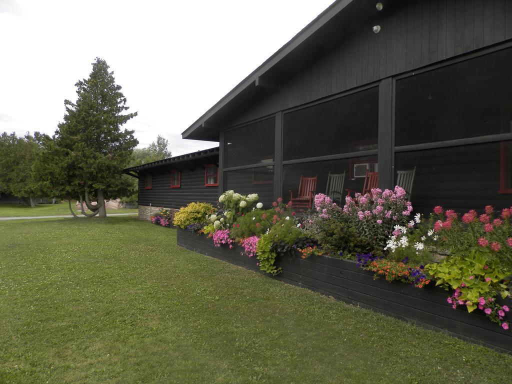 Killarney Mountain Lodge エクステリア 写真