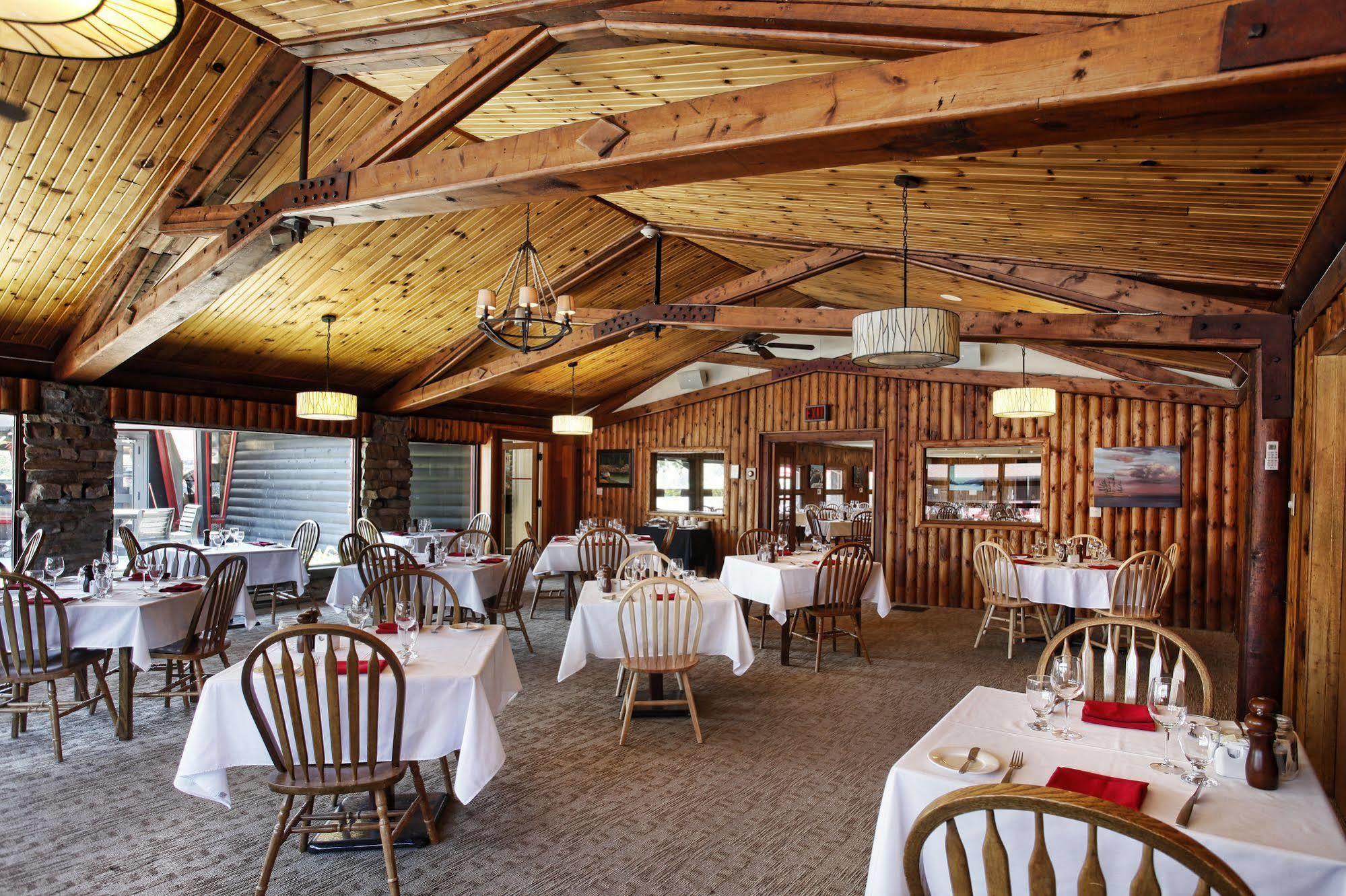 Killarney Mountain Lodge エクステリア 写真