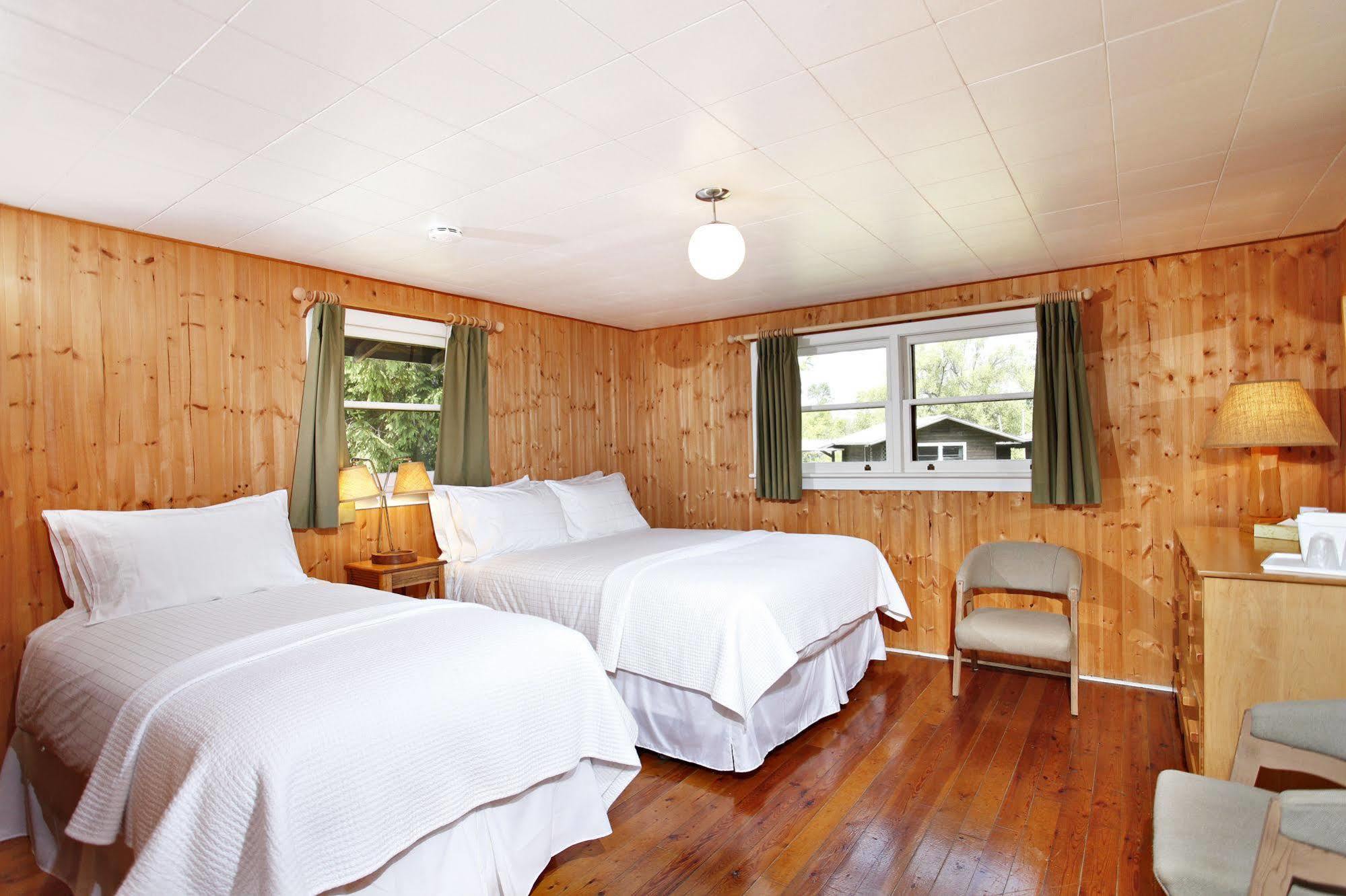 Killarney Mountain Lodge エクステリア 写真