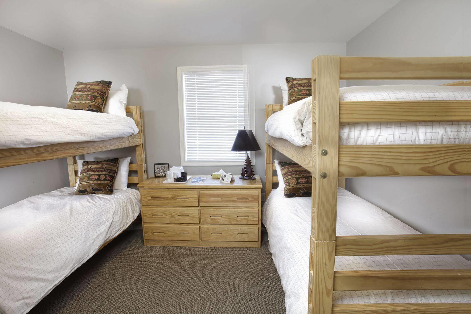 Killarney Mountain Lodge エクステリア 写真