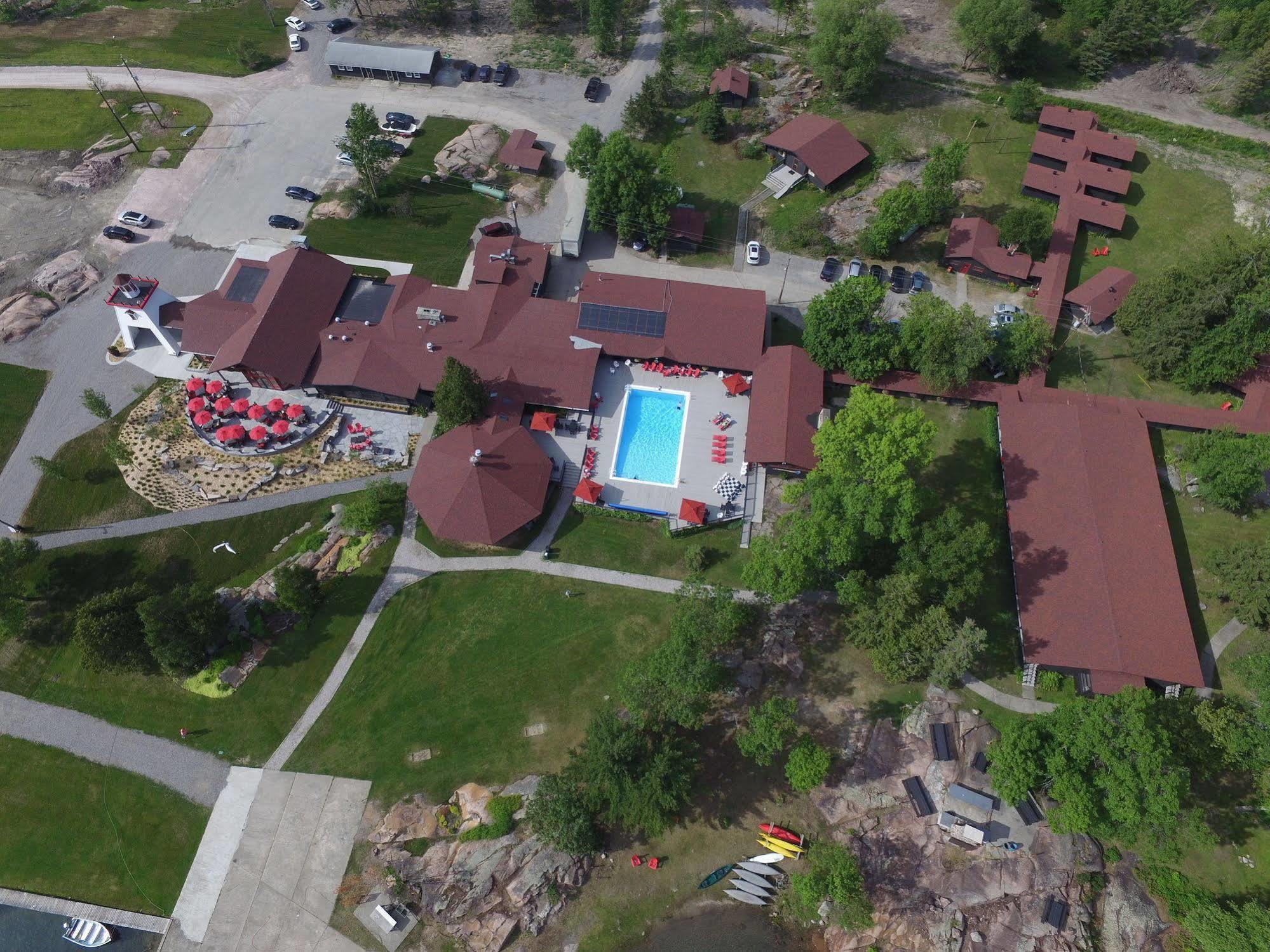 Killarney Mountain Lodge エクステリア 写真